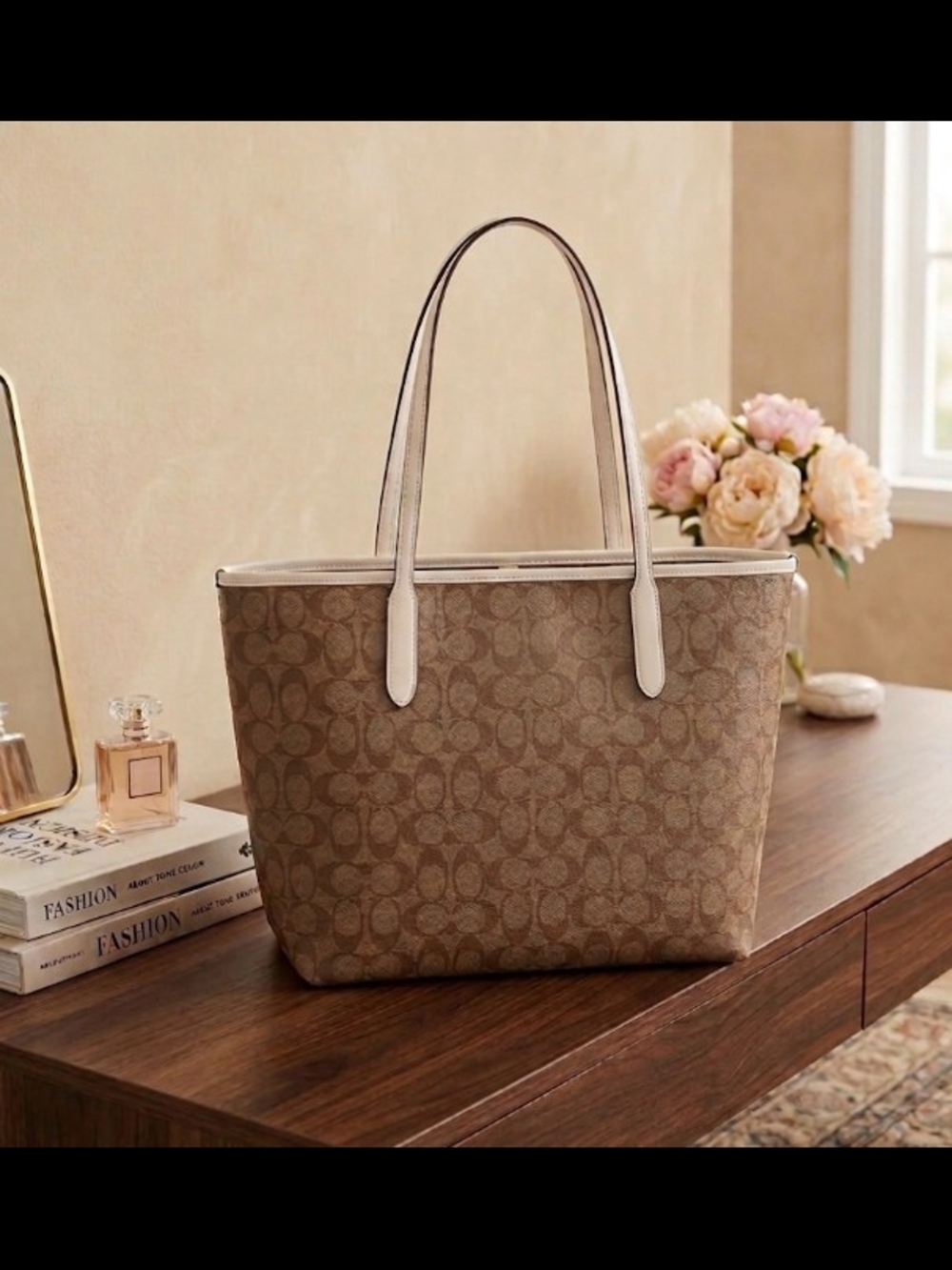 Coach City Signature Canvas Tote Bag with 'LOVE' Graphic Creed: L2064-C2810 - Picture 2 of 9